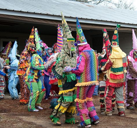 Attend a Courir de Mardi Gras in Mamou, Louisiana Mardi Gras Photos, Mardi Gras Wedding, Mardi Gras Centerpieces, Louisiana Creole, Louisiana History, Louisiana Style, Mardi Gras Food, Mardi Gras Outfits, Mardi Gras Costumes