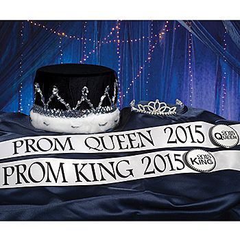 Old Hollywood Prom, Prom King And Queen, King And Queen Crowns, King's Crown, Queens Tiaras, Prom King, Staff Party, Prom 2014, Prom Decor