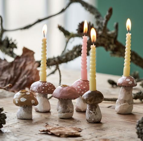 Clay Candle Holders Diy, Diy Candle Stick Holder, Mushroom Candle, Itsekovettuva Savi, Dark Outside, Chandelier Diy, Clay Candle Holders, Diy Candle Sticks, Clay Candle