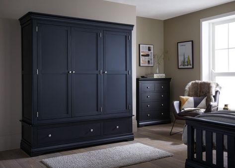 Farrow And Ball Wardrobe, Black Wardrobe Furniture, Black Wardrobe Bedroom, Black Furniture Bedroom, Wood Furniture Bedroom Decor, Dark Wood Bedroom Furniture, Wardrobe With Drawers, Dark Wood Bedroom, Triple Wardrobe