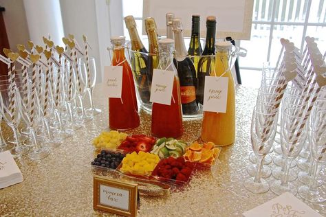 Gold & champagne Birthday Party Ideas | Photo 4 of 14 | Catch My Party Champagne And Cake Party, Mimosa Table Ideas, Wine Mixer Party Ideas, Champagne Birthday Party, Brunch Mimosa, Bday Brunch, Champagne Table, Sangria Bar, Brunch Bar