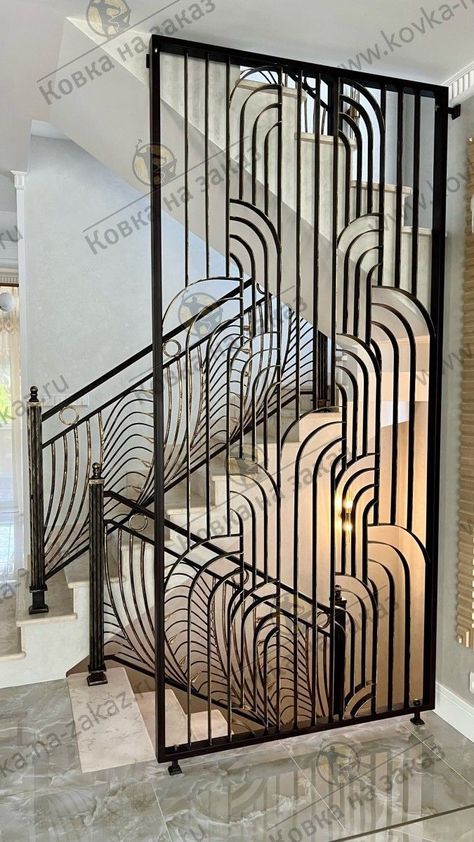 Art Deco Staircase, Artdeco Interiors, Metal Staircase, Wrought Iron Stair Railing, House Main Door, House Main Door Design, Iron Stair Railing, Wrought Iron Stairs, Grill Door Design