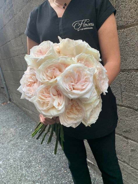 Cabbage Roses Bouquet, Garden Rose Bouquet Wedding, Cabbage Rose Bouquet, White Rose Bouquet, Nye Wedding, Heirloom Roses, Pink Rose Bouquet, Cabbage Rose, Cabbage Roses