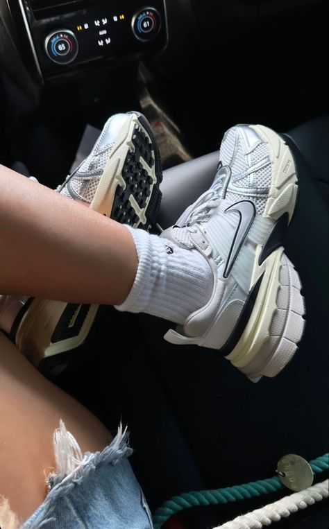 @palomameehan Nike V2k Run Outfit, Nike V2k Run, Shoes With Outfits, Shoes Aesthetic Heels, Easter Shoes, Nike V2k, Shoe Quotes, Shoe Drawings, Aesthetic Heels