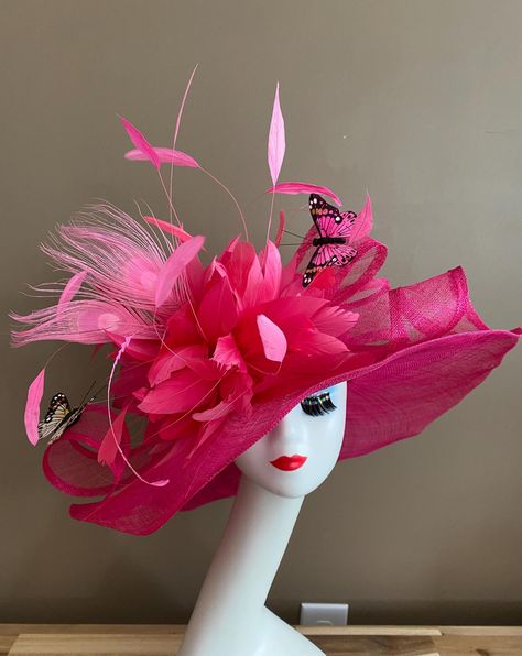 Three layers of sinamay hat with sinamay bow in hot pink and shades of pink feather flowers, elegant, light and comfortable to wear. Head size is about 22.5" unless otherwise requested. All hats include a sizing band to adjust for a comfortable fit.  Key Features: Wide brim Appr: 6" Head Grith Appr: 22.5" and adjustable to fit sizes smaller than 22.5" Crown Deep Appr: 4.5" Processing Time: 1-3 business days Warm tips:  ❤️Group discount on 3 or more pieces, please contact me for further informati Tea Hat, Feather Flowers, Sinamay Hat, Tea Hats, Sinamay Hats, Wedding Tea, Feather Flower, Kentucky Derby Hat, Derby Hat