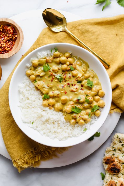 Chickpea Curry Recipe, Cooking Jasmine Rice, Easy Curry, Recipe Dinner, Chickpea Curry, Vegetarian Meals, Curry Recipe, Coconut Curry, Chicken Curry