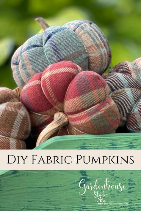 Plush Pumpkin Pattern, Making Pumpkins, Cosy Farmhouse, Plush Pumpkins, Plaid Pumpkins, Diy Pumpkins, Fall Sewing, Fall Crafts Diy, Autumn Crafts