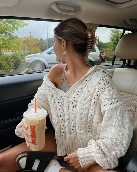 O L I V E L Y N N 🐚 on Instagram: "pumpkin iced coffee run 🎃🤎 tap the link in my bio to shop the coziest sweaters !!" Pumpkin Iced Coffee, Olive Lynn, Outfit Inso, Athletic Clothing, Coffee Run, Fall Days, Fall Fits, Winter Fits, Outfit Inspo Fall