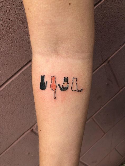 Tiny Cat Tattoo, See Tattoo, 4 Tattoo, Cat Tattoo Designs, Cute Tiny Tattoos, Discreet Tattoos, Dainty Tattoos, Tattoo Life, Dope Tattoos