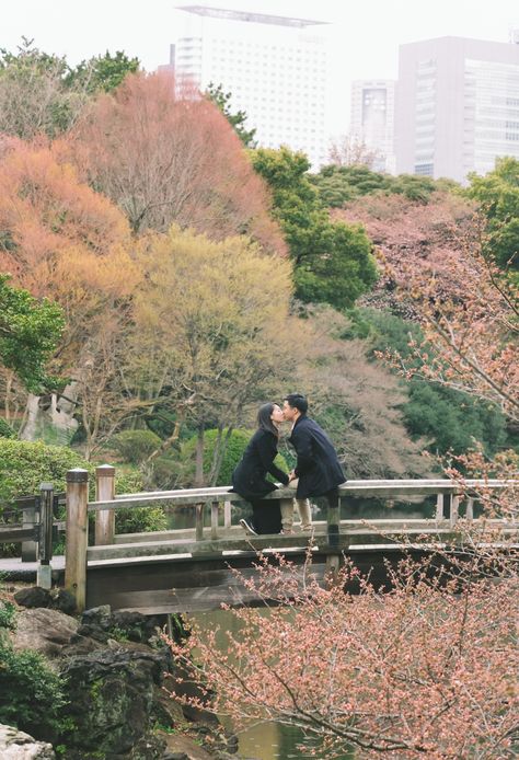 Japan Tokyo Casual Couple Photoshoot And Surprise Proposal With Cherry Blossom | Hiro | OneThreeOneFour Proposal Ideas Japan, Tokyo Couple Photography, Japanese Garden Engagement Photos, Kyoto Couple Photoshoot, Proposal In Japan, Cherry Blossom Proposal, Japan Travel Couple, Engagement Photos Japan, Japan Prenup Shoot