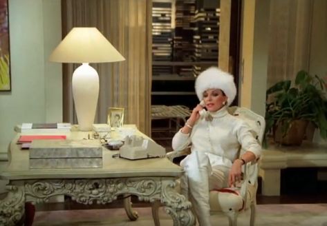 Baddie Outfits Dress, Alexis Colby, Old Money Glamour, 1980s Interior Design, 80s New York, Dynasty Tv Show, 1980s Interior, Denver Clan, Future Mood