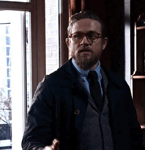 Raymond Smith The Gentlemen, Raymond Smith, Garrett Hedlund, The Gentlemen, Guy Ritchie, Horror Movie Icons, Character Actor, Charlie Hunnam, Significant Other