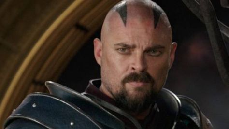 Karl Urban Thor, Skurge Marvel, Comic Party, Salem Witch Trials, Witch Girl, Thor Ragnarok, Taika Waititi, Salem Witch, Karl Urban