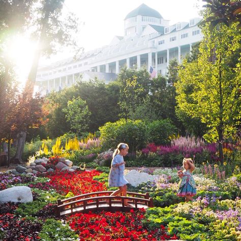 Grand Hotel Mackinac Island, Hotel Secrets, Mackinac Island Michigan, A Secret Garden, Michigan Travel, Lake Huron, Fantasy Photography, Mackinac Island, Pure Michigan