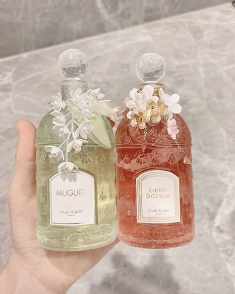 Japanese Perfume, Perfume Aesthetic, Night Mask, Pretty Perfume Bottles, Eyeliner Styles, Birthday Wishes For Myself, Pinterest Makeup, Perfume Lover, Pretty Skin