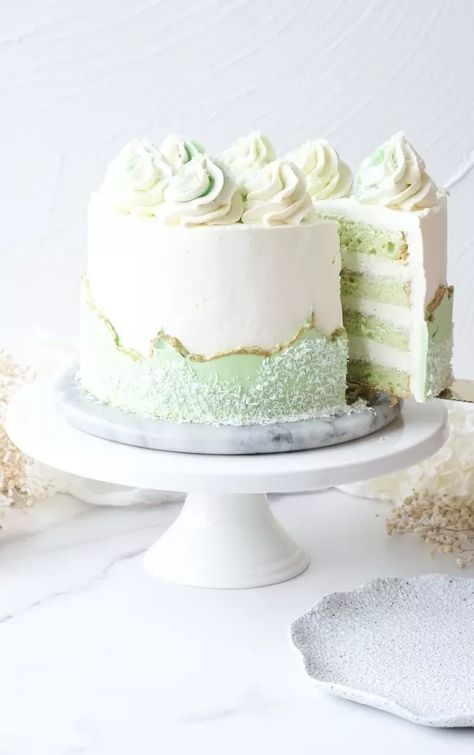 Ondeh Ondeh Cake, Marscapone Cream, Pandan Layer Cake, Ondeh Ondeh, Glutinous Rice Balls, Recipes With Coconut Cream, Genoise Sponge, Pandan Cake, Indonesian Desserts