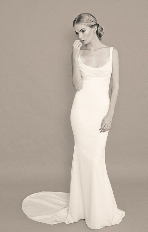 Wedding Dresses Backless Fitted, Greek Goddess Dress, For Wedding Dresses, White Bridal Dresses, Katie May, Dresses Beautiful, Silk Wedding Dress, Trendy Wedding Dresses, Goddess Dress