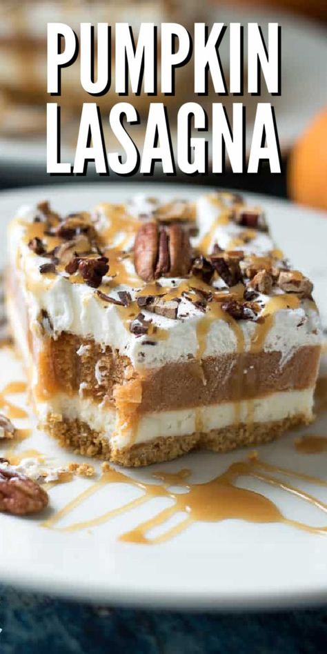 Pumpkin Layered Dessert, Pumpkin Lasagna Dessert, Dessert Pumpkin, Pumpkin Lasagna, Dessert Halloween, Bake Pumpkin, Layered Dessert, No Bake Pumpkin Cheesecake, Layered Desserts