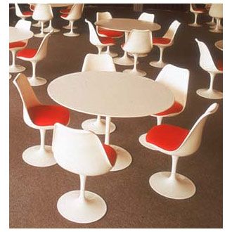 Eero Saarinen Tulip Chair Eero Saarinen Tulip Chair, Tulip Chair Saarinen, Contemporary Round Dining Table, Saarinen Dining Table, Saarinen Table, Knoll Furniture, Tulip Chair, Tulip Table, Contemporary Dining Table