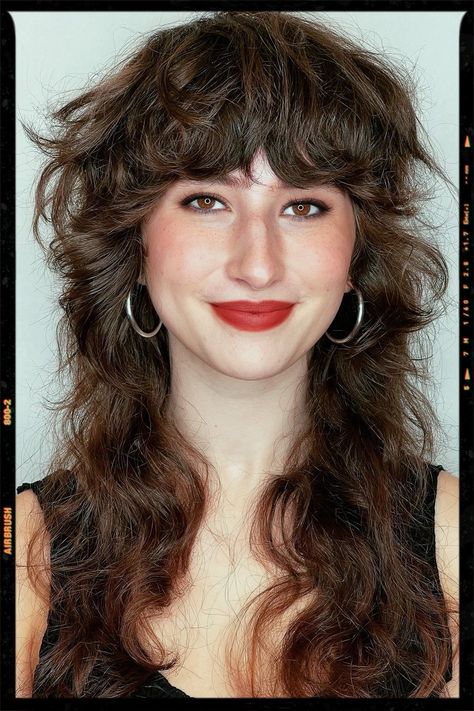 Shaggy Haircut - Wolf Cut Hair Long Shaggy Mullet Curly Hair, Thick Hair Fringe, Shag Thick Hair, Brown Shag Haircut, 70s Shaggy Haircut, Shaggy Haircut With Bangs, 70s Shag Haircut, 70s Inspired Hair, Cut Hair Short