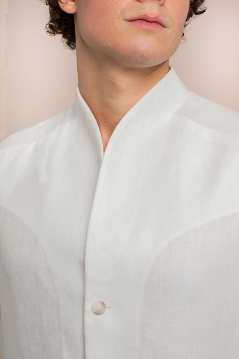 Discover White Linen Jacket Elevato at Generous APE, the online sustainable department store. Fashion, homeware and lifestyle made by ethical brands doing good for our planet. FREE UK delivery when you spend £100. Tailored White Linen Outerwear, Luxury Linen Men's Outerwear, Luxury Semi-formal Linen Shirt, Luxury Menswear-inspired Linen Blazer, Linen Single-breasted Outerwear With Spread Collar, F Men, Stylish Shirts Men, Espadrilles Men, Trendy Shirt Designs