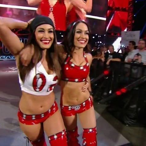 Bella Twins Wwe, Easy Costume Ideas, Bella Sisters, John Cena And Nikki, Nikki Bella Photos, Human Icon, Nikki And Brie Bella, Wwe Pictures, Ladies Blouse Designs