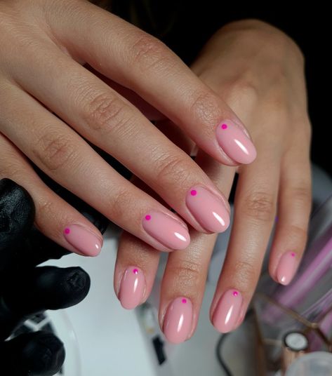 Natural Nails. Bright pink dot mani. Structure Base. BIAB. Subtle Hot Pink Nails, Pink Nails Biab, Pink Nails With Dots, Pink Dot Nails, Manicure Dots, Pink Biab Nails, Pink Manicure Ideas, Nails Bright Pink, Nail Spot