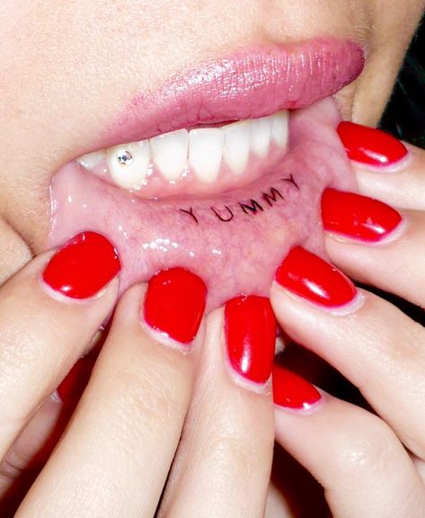 Inside Lip Tattoos, Rockstar Tattoo, Rare Features, Tara Yummy, Punk Nails, Tooth Gem, Punk Princess, Lip Tattoos, Dream Tattoos