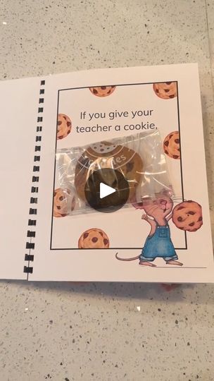 Constituient.op Homemade Teacher Gifts, Secret Sister Gifts, Appreciation Gifts Diy, Teaching Crafts, Teacher Appreciation Gifts Diy, Thank You Teacher Gifts, Teacher Thank You, Cookie Gifts, Teacher Appreciation Gift