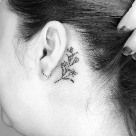 Flower Tattoo Ear, Small Daisy Tattoo, Aster Flower Tattoos, Larkspur Tattoo, Sunflower Tattoo Simple, Thistle Tattoo, Behind Ear Tattoos, J Tattoo, Flower Bouquet Tattoo