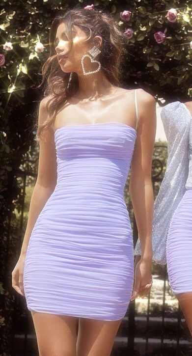 @linaqxo Vestido Color Lila, Purple Dress Outfits, Purple Dress Short, Purple Short Dress, Light Purple Dress, Purple Homecoming Dress, School Dance Dresses, Tight Dress Outfit, Hoco Dresses Tight