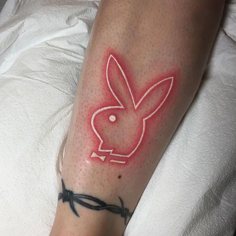 Playboy Tattoo Design, Play Boy Tattoo Men, Play Boy Tattoo, Tattoo Checklist, Playboy Bunny Tattoo Design, Neon Sign Tattoo, Eli Tattoo, Neon Tattoos, Playboy Bunny Tattoo