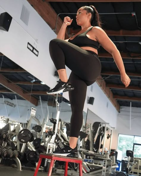 Curvy Girl Workout, Goals Vision Board, Vision 2023, Vision Board Party, 2023 Goals, Female Leaders, Fitness Vision Board, Jordyn Woods, Gym Aesthetic