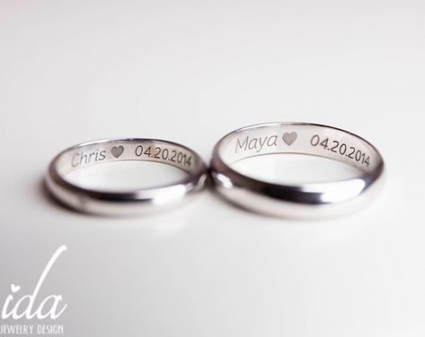 Mens Silver Wedding Bands, خواتم خطوبة, Wedding Bands For Men, Wedding Bands For Women, Couple Ring Design, Engraved Wedding Rings, Wedding Band Engraving, Silver Wedding Band, Promise Rings For Couples