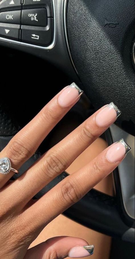 Nail 2023 Summer, Summer Nail 2023, Chrome French Tips, Summer Nails Coffin, Occasion Nails, Chrome French, Short French Tip Nails, Nail 2023, Pedicure Manicure