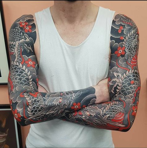 https://www.instagram.com/p/CFwvIzEghvO/?igshid=12xbxaryee838 Japan Yakuza Tattoo, Tattoo Sleeve Men Dragon, Japanese Black Tattoo, Japanese Full Sleeve, Dragon Tattoo Sleeve For Men, Traditional Japanese Sleeve, Japanese Dragon Sleeve, Japanese Tattoo Sleeve Men, Traditional Japanese Samurai Tattoo