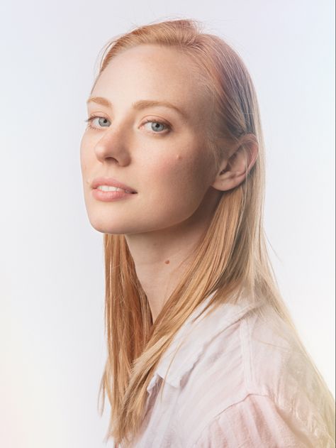 Painting Famous, Deborah Ann Woll, Paintings Famous, Pretty Females, Perfect 10, Woman Painting, Sweet Girls, Beautiful Woman, Celebrities Female