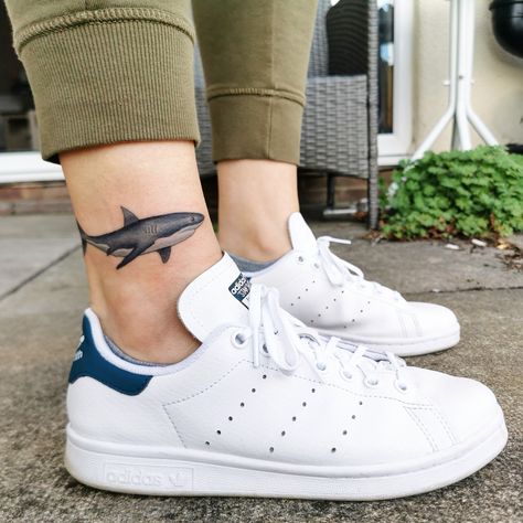 Shark ankle tattoo Shark Calf Tattoo, Ankle Shark Tattoo, Shark Ankle Tattoos For Women, Shark Tattoo On Leg, Fine Like Shark Tattoo, Shark Tattoo On Thigh, Back Of Ankle Tattoo, Mouth Tattoo, Shark Mouth