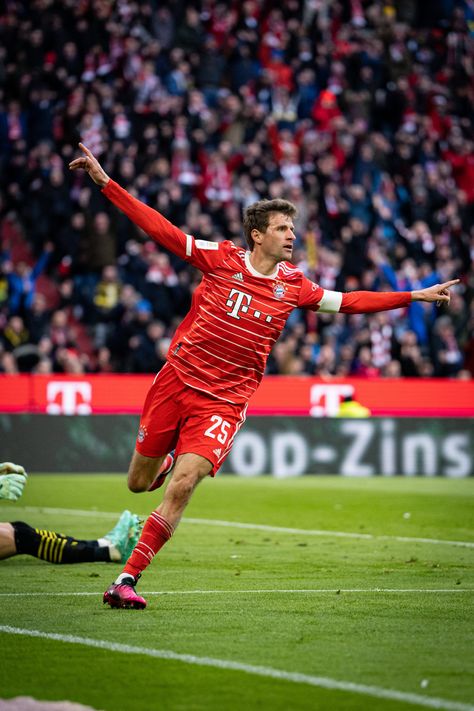 Thomas Muller, Thomas Müller, Bayern Munich, Soccer Players, Munich, Soccer, Football, American Football, Bayern