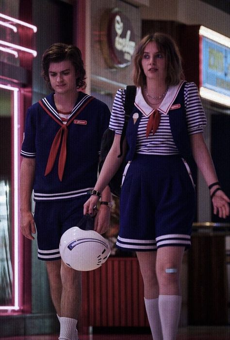 Steve Harrington Sailor Outfit, Robin Y Steve, Robin Buckley And Steve Harrington, Steve Harrington Outfit, Steve Harrington And Robin Buckley, Steve X Robin, Steve Harrington And Robin, Steve Harrington Robin Buckley, Maya Hawke Robin