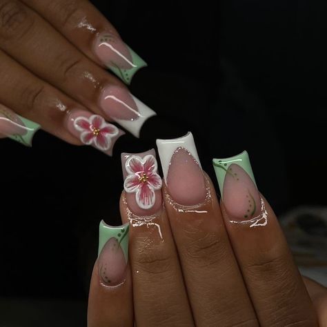 Nail Inspo Acrylic Designs, Short Set Acrylic Nails, Short Nails Inspo Simple, Nails Birthday Design, Pink And Green Nails Design, Cute Short Acrylic Nails, Nail Designs Square, Square Nail Ideas, Colourful Acrylic Nails