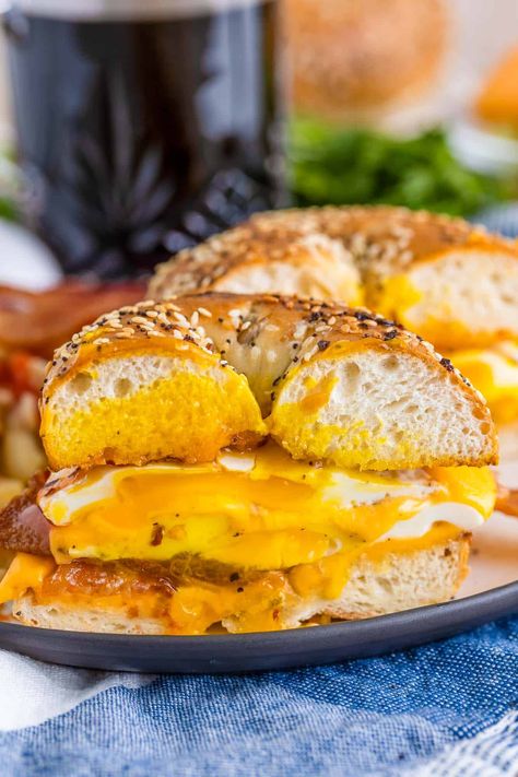 Start your day with the best ever Bagel Breakfast Sandwich with crispy bacon, jammy eggs, and melty cheese. This sandwich is satisfying, filling, and the best way to start your day! Bacon Egg And Cheese Bagel, Egg And Cheese Bagel, Jammy Eggs, Bagel Breakfast, Little Sunny Kitchen, Bagel Breakfast Sandwich, Sundried Tomato Pesto, Cheese Bagels, Sunny Kitchen