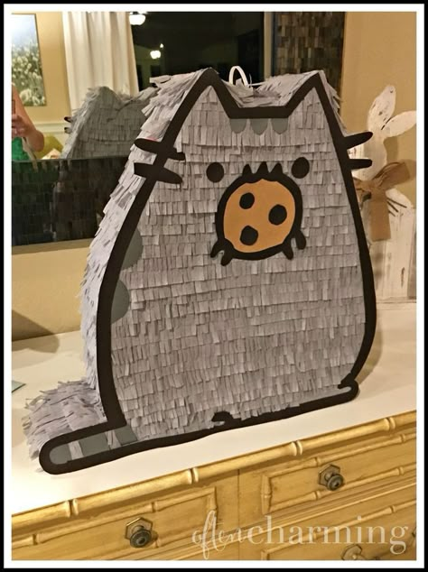 Pusheen Pinata, Cat Pinata, Pusheen Birthday, Pinata Diy, Cat Themed Birthday Party, Pusheen The Cat, Pusheen Cute, Piñata Ideas, Diy Pinata