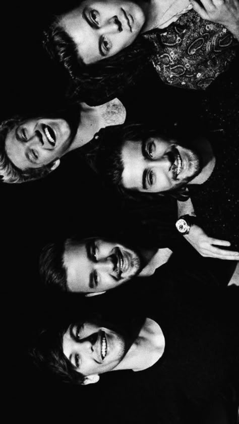 One Direction Wallpaper Laptop Hd, One Direction Moments, One Direction Tattoos, 1d Core, Four One Direction, 1d Wallpaper, Gambar One Direction, One Direction Music, Zayn Malik Photos