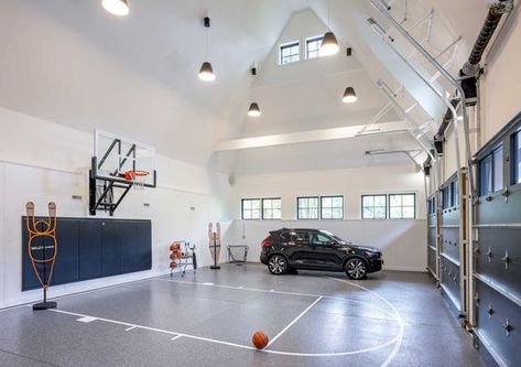 Barndominium With Indoor Basketball Court, Half Court Basketball Indoor, Indoor Basketball Court Gym, Basketball Shop Design, House With Basketball Court Inside, Basketball Court In Garage, Barndominium With Sports Court, Barndo With Basketball Court, Garage Basketball Hoop