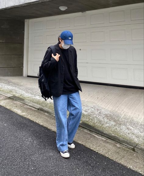 Blue Cap Outfit Men, Blue Cap Outfit, Korean Outfits Men, Cap Outfit Men, Mens Streetwear Outfits, Korean Street Fashion Men, Cap Outfit, Guys Clothing Styles, Cool Outfits For Men