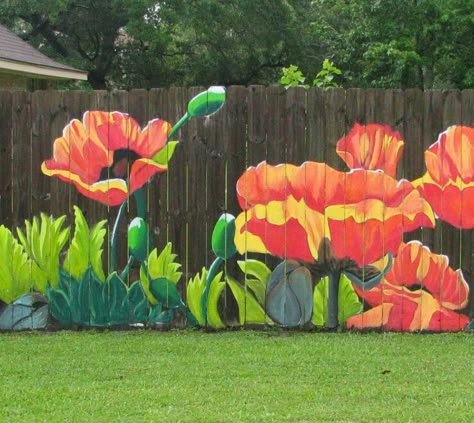 Fence Painting Ideas, Painted Fences, Backyard Fence Decor, Backyard Crafts, Fence Painting, Exterior Murals, Painted Shed, Garden Fence Art, Garden Mural