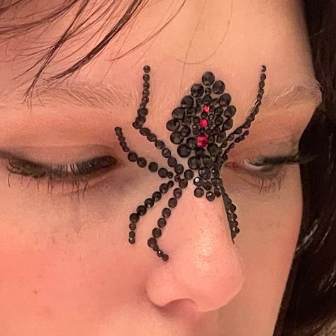 Spider Makeup, Gem Makeup, Funky Makeup, Vampire Bride, Rhinestone Makeup, Halloween Makeup Inspiration, Couples Halloween, Crazy Makeup, Creative Makeup Looks