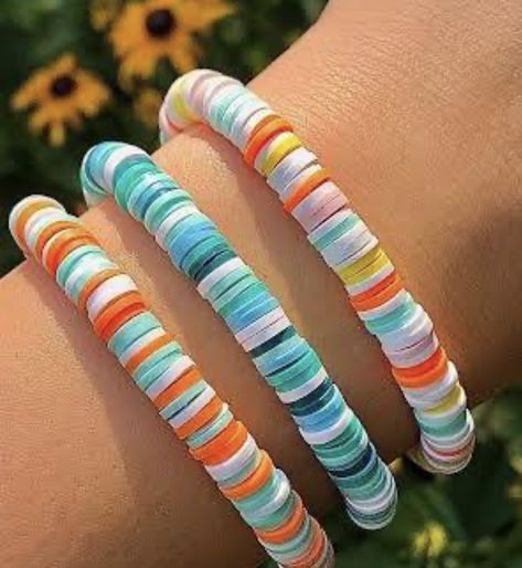 Preppy Clay Beads, Clay Bead Spinner, Clay Bead Ideas, Clay Bead Bracelet Ideas, Bead Bracelet Ideas, Bead Spinner, Clay Bead Necklace, Clay Bead Bracelet, Diy Bracelets Patterns