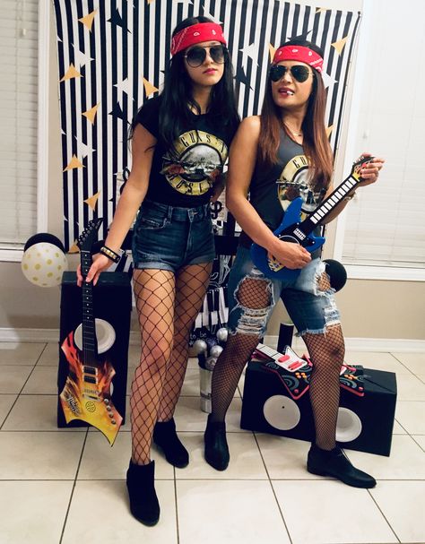 80s Rock Star Costume Woman, Rock Star Trunk Or Treat, Rock N Roll Dress Up, Diy Rockstar Costume For Women, Rockstar Costume Girl, Rocker Costume Women, Rock Theme Party Outfit, Rock Star Costume Women, Rock And Roll Outfits Women